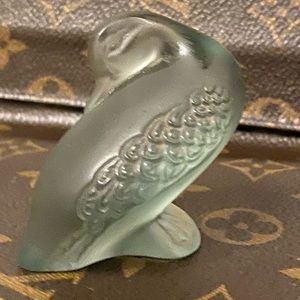 LA Lique glass sleeping duck
